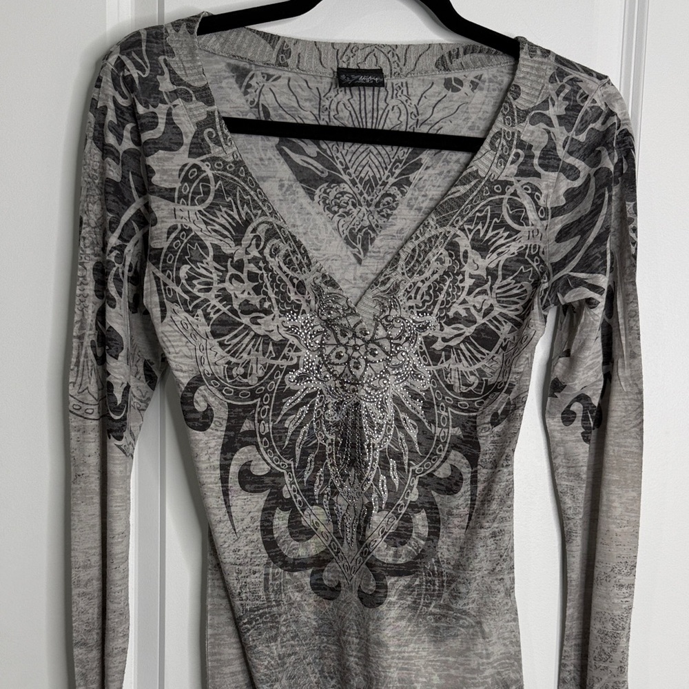 Daytrip Black and Gray Long Sleeve Top